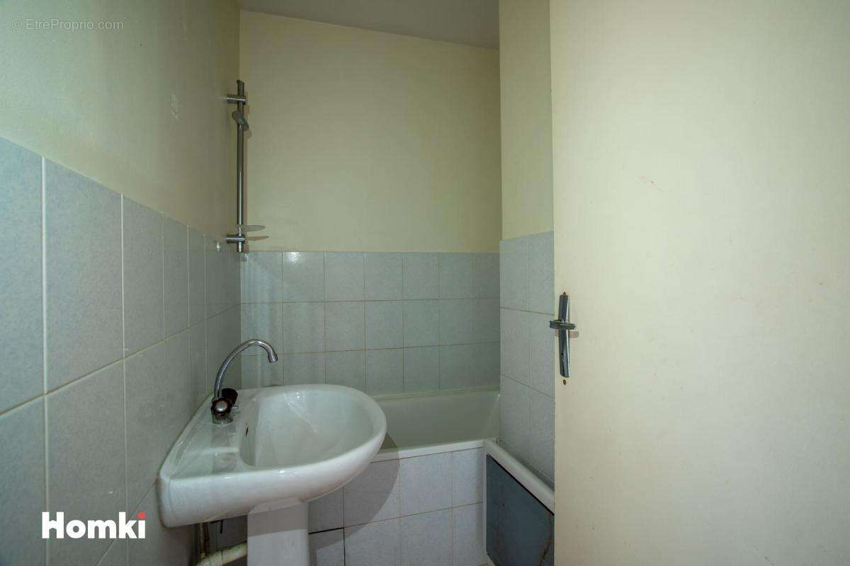 Appartement à LA SEAUVE-SUR-SEMENE