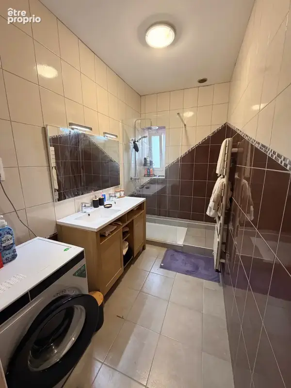 Dole   À deux pas de la Place Grévy   Bel appartement de 84 m2 avec cave et grenie - photo 7