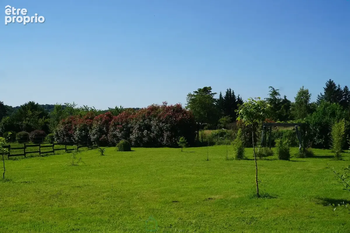 Superbe corps de ferme en pierre niché au coeur du paisible et pittoresque parc naturel du Périgord vert. - photo 10