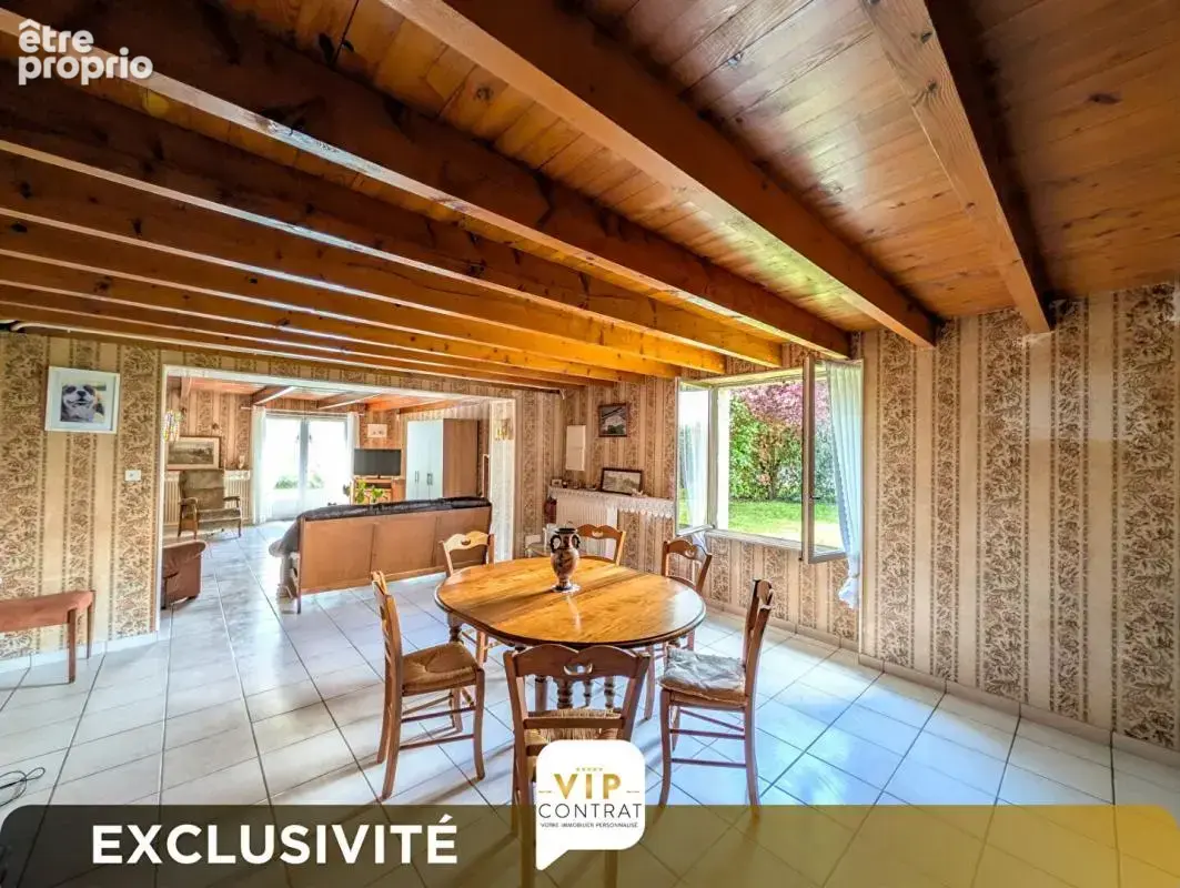 Maison Gensac La Pallue 5 pièce(s) 171 m2 exclusivité VIP sous Compromis - photo 8