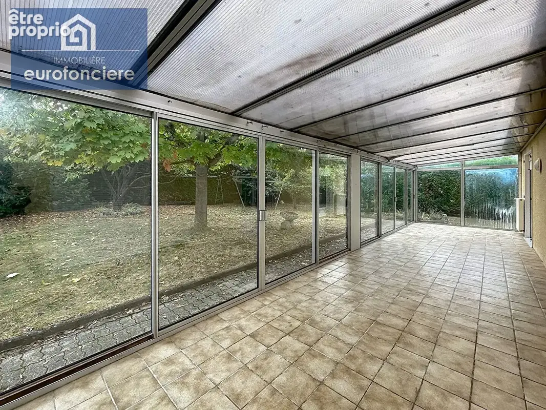 À vendre belle maison avec véranda et jardin arboré à pont-sainte-marie - photo 6