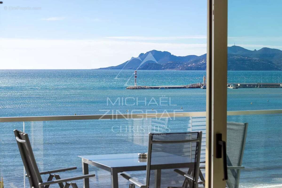 Appartement à CANNES