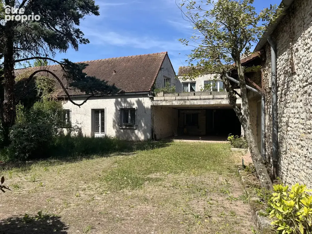Exclusivité - propriété de caractère 850 m², terrain 4500 m² - photo 3