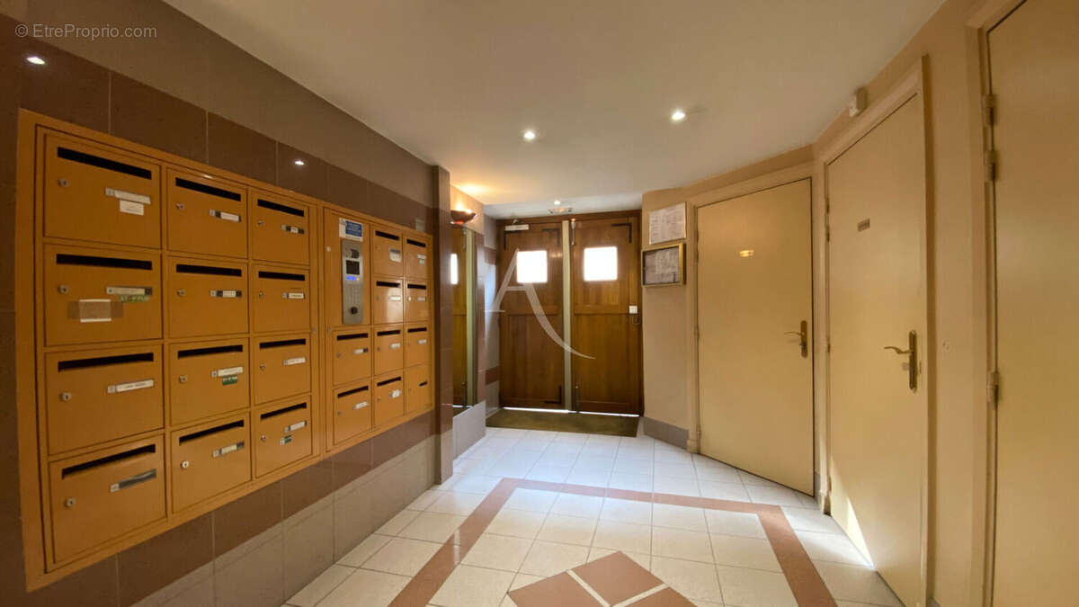 Appartement à ASNIERES-SUR-SEINE