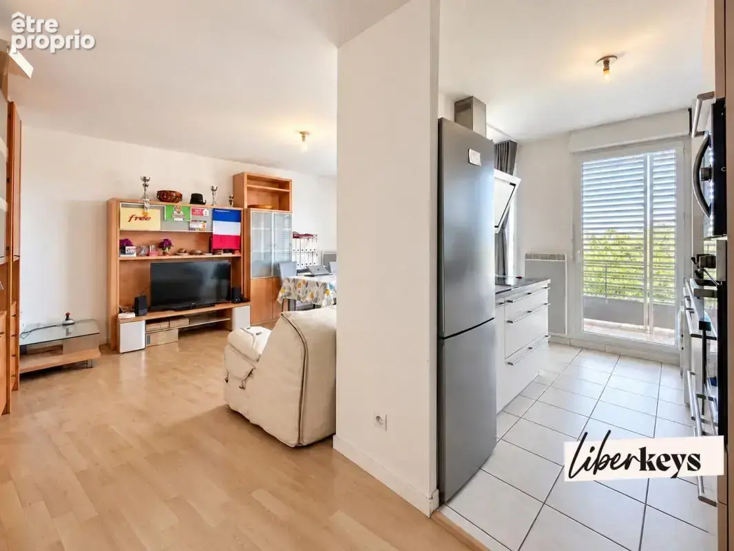 À vendre à Olivet (45160) – Appartement Type 3 de 62,89 m² avec loggia et deux places de parking - photo 5