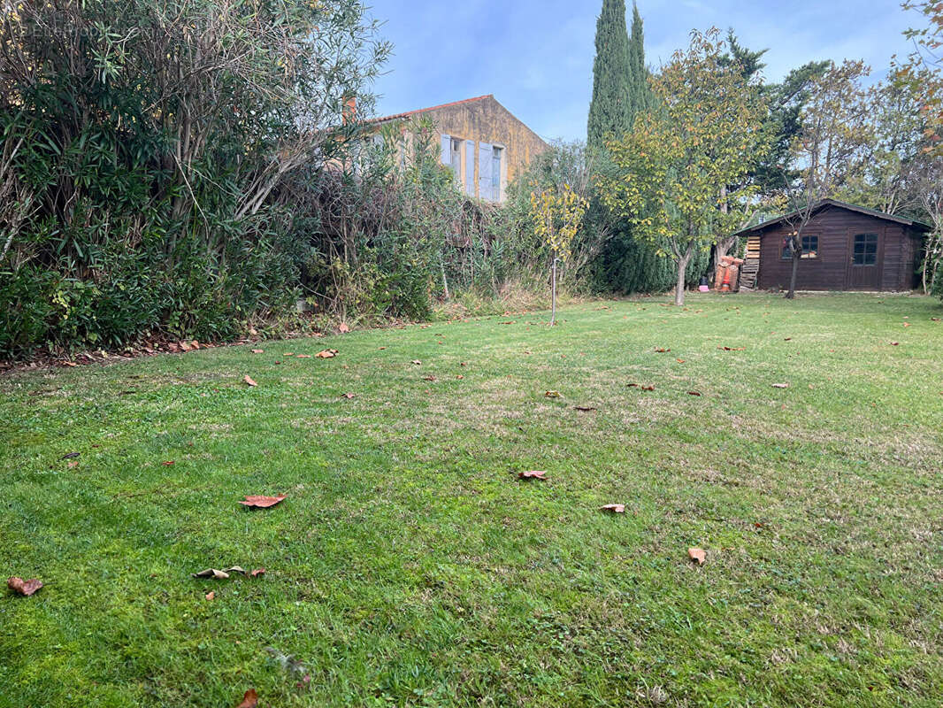 Terrain Constructible Istres - photo 4