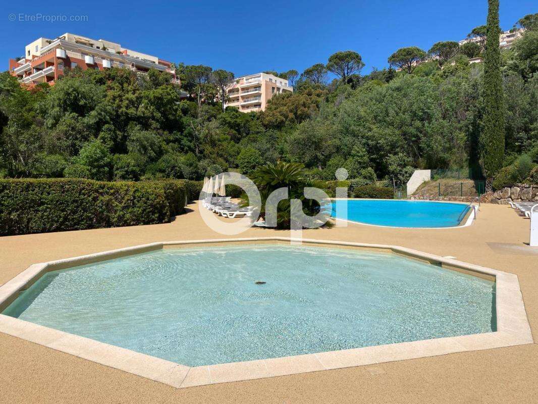 Appartement à MANDELIEU-LA-NAPOULE
