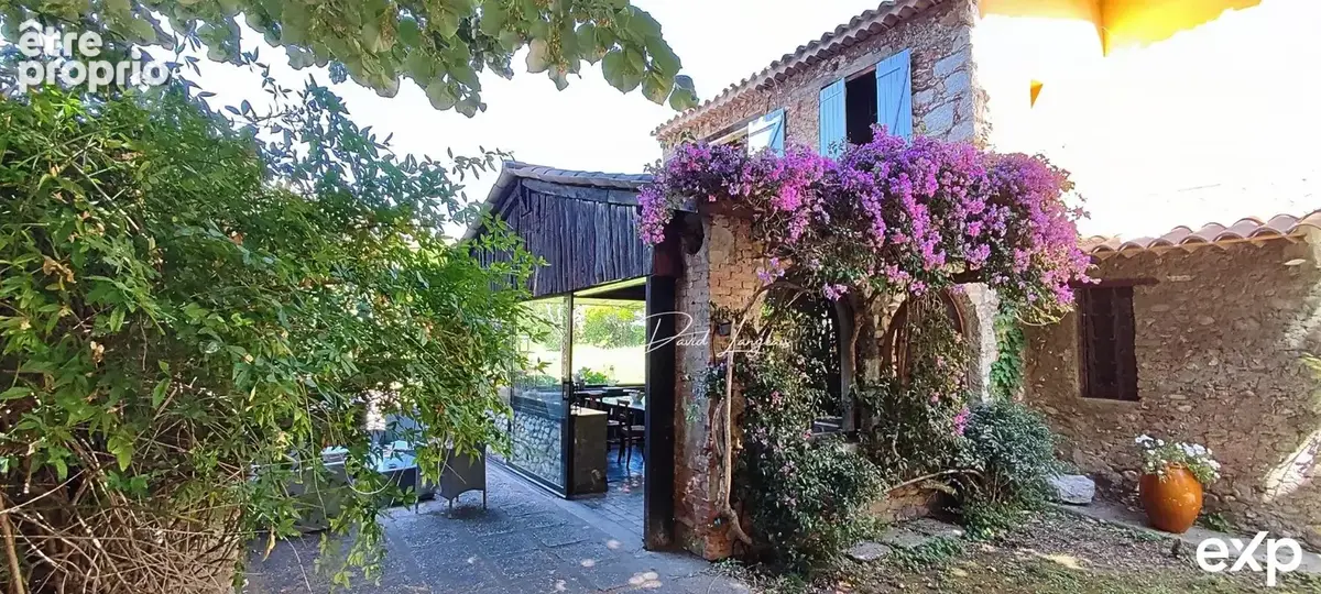 Maison 168 m² à Saint-Laurent-Du-Var  - photo 7