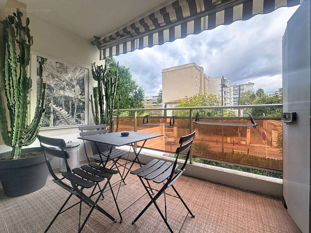 Appartement à CANNES