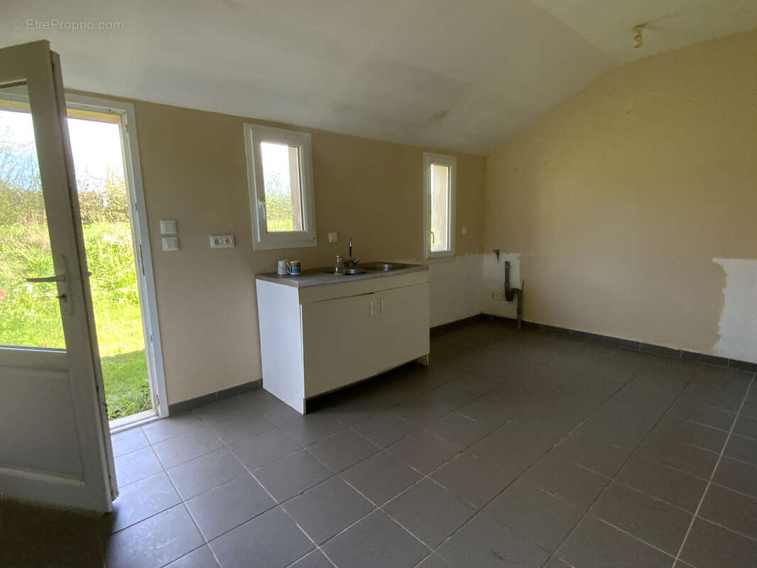 Maison à CRASVILLE