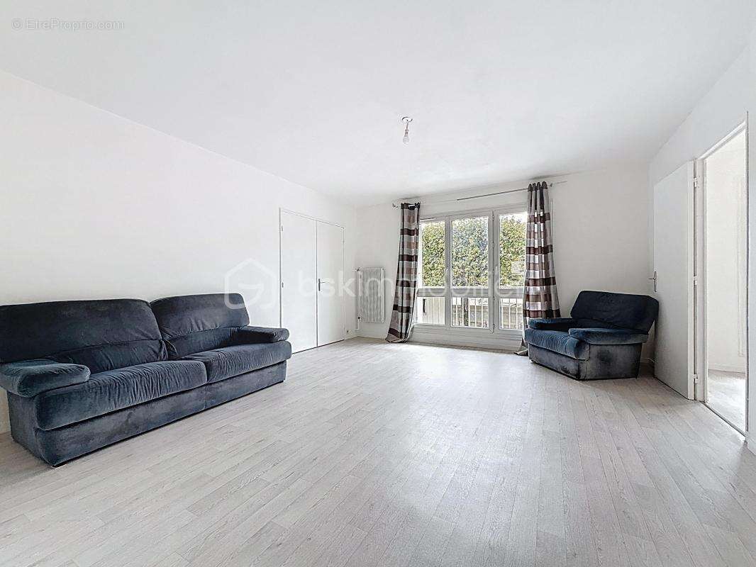 Appartement à LE BLANC-MESNIL