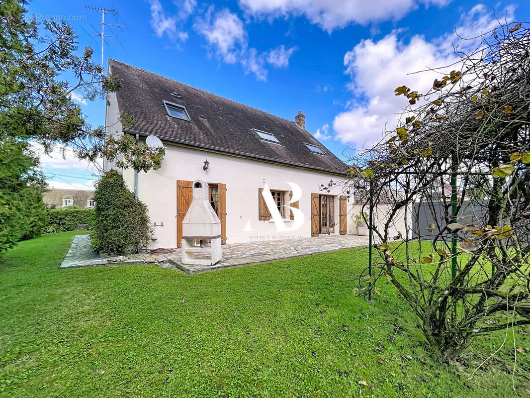 Maison traditionnelle 7 pièces 143 m2 - photo 3