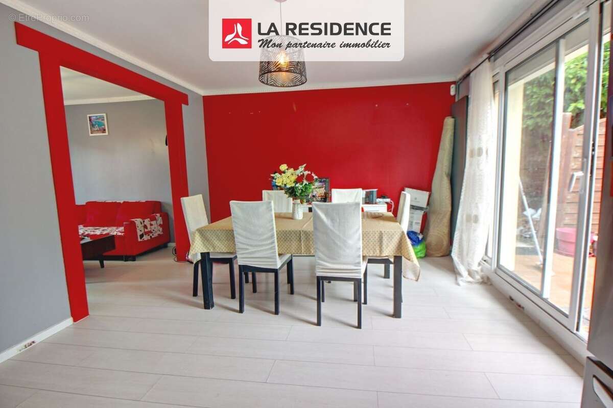 Maison à MAGNANVILLE