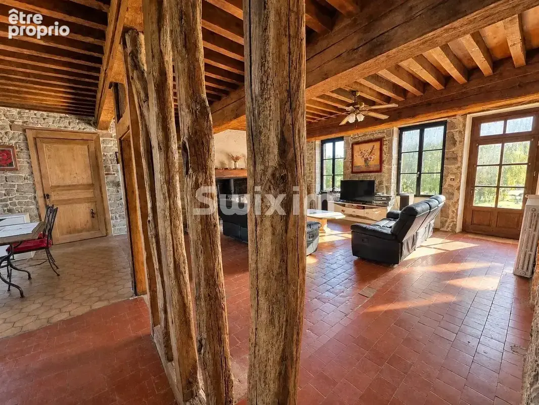 Un domaine à imaginer – 4 bâtiments sur près de 4 hectares clos - photo 9