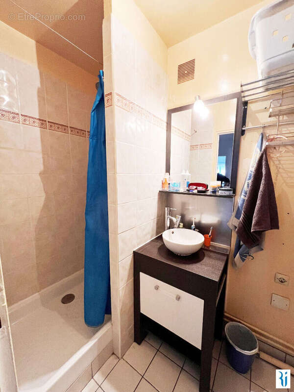 Appartement à DEVILLE-LES-ROUEN