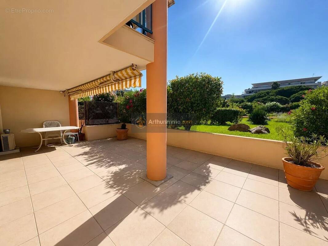 Appartement à FREJUS