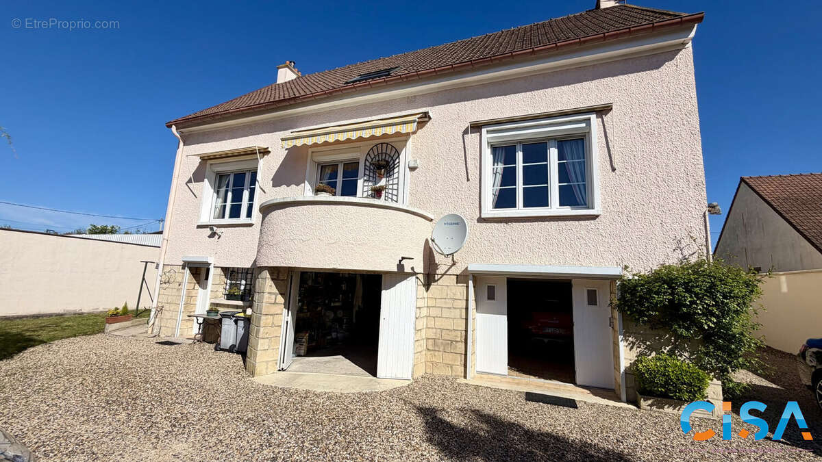 Maison à PONT-SAINTE-MAXENCE