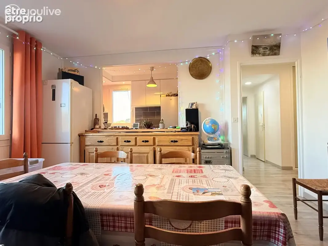 Dieppe Janval – T2 dernier étage avec ascenseur, vue dégagée, balcon sud, 2 parkings + cave - photo 4