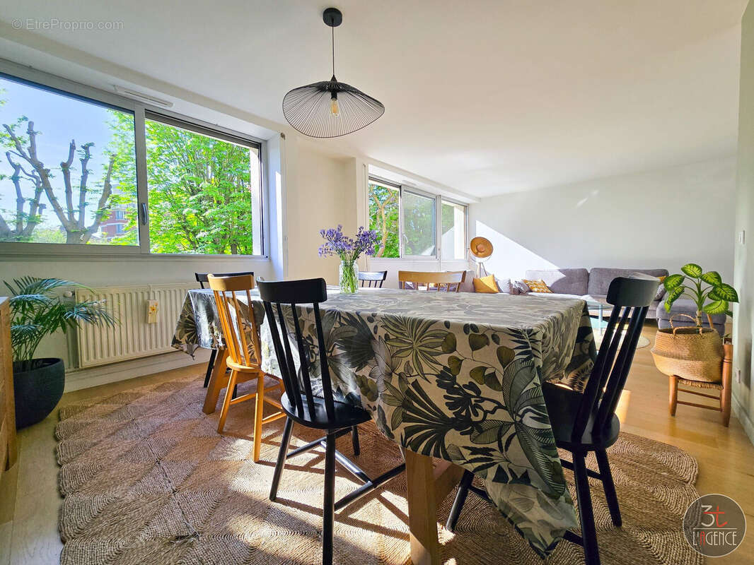 Appartement à FONTENAY-SOUS-BOIS