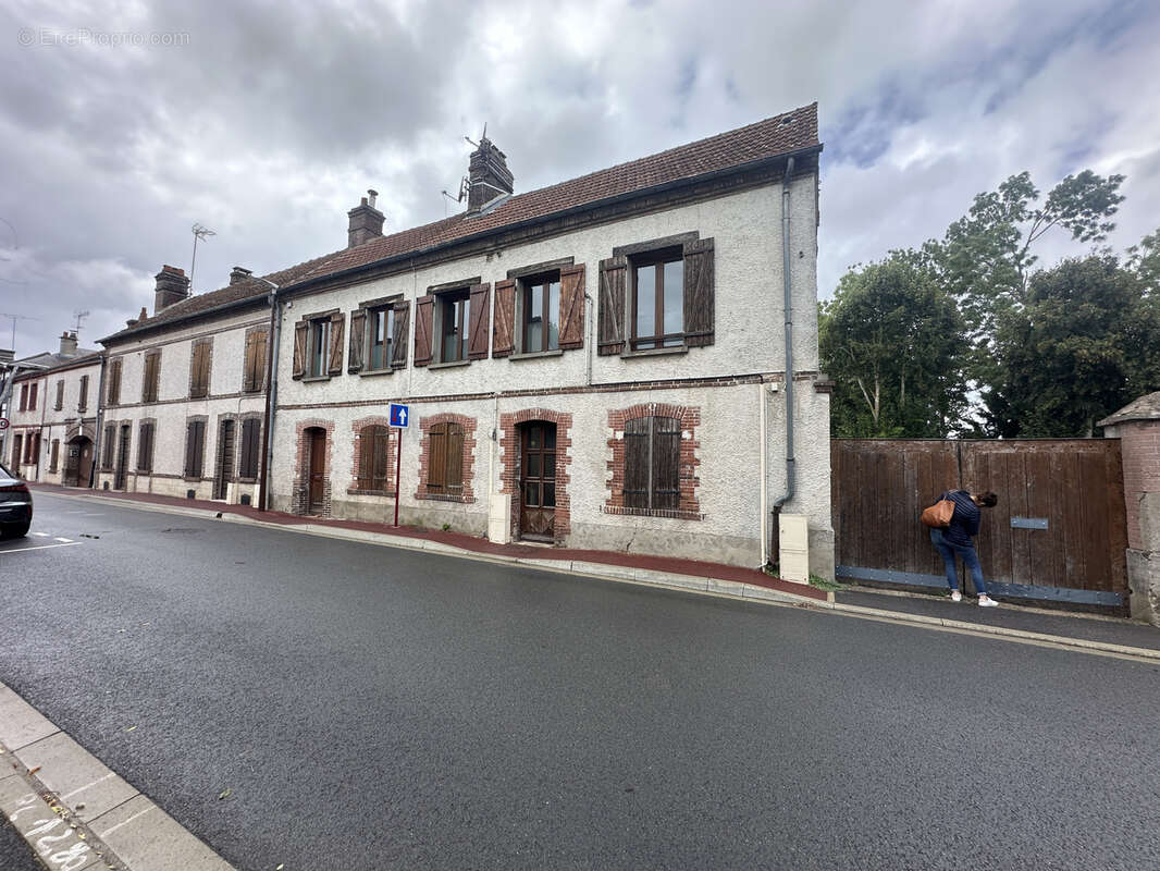 Appartement à HOUDAN