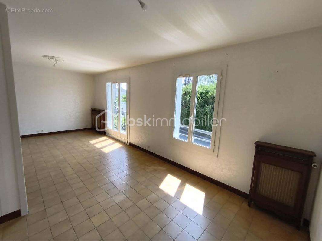 Maison 5 pièces 91 m2 - photo 2