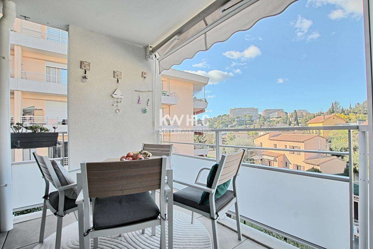 Appartement à LE CANNET