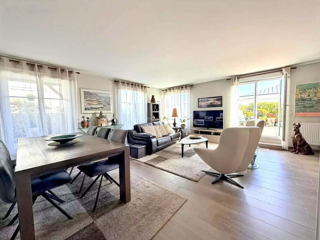 Appartement à SERRIS