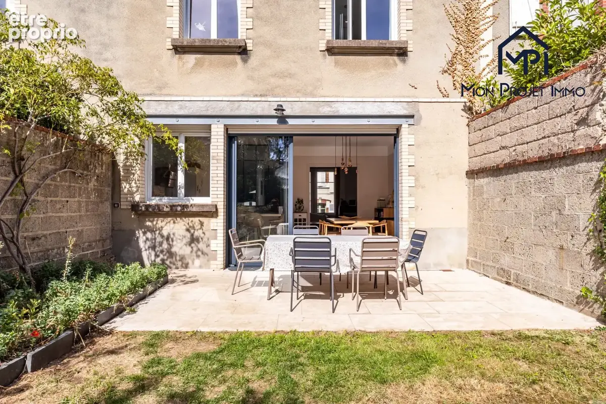 Maison à LAVAL