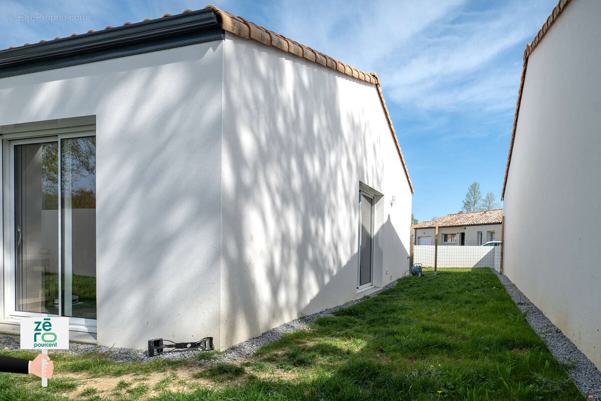 Maison à FROIDFOND