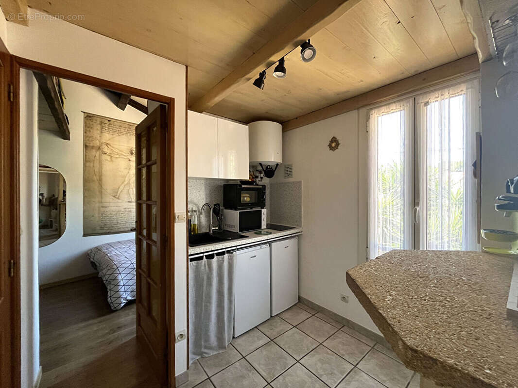 Appartement à SAUSSET-LES-PINS