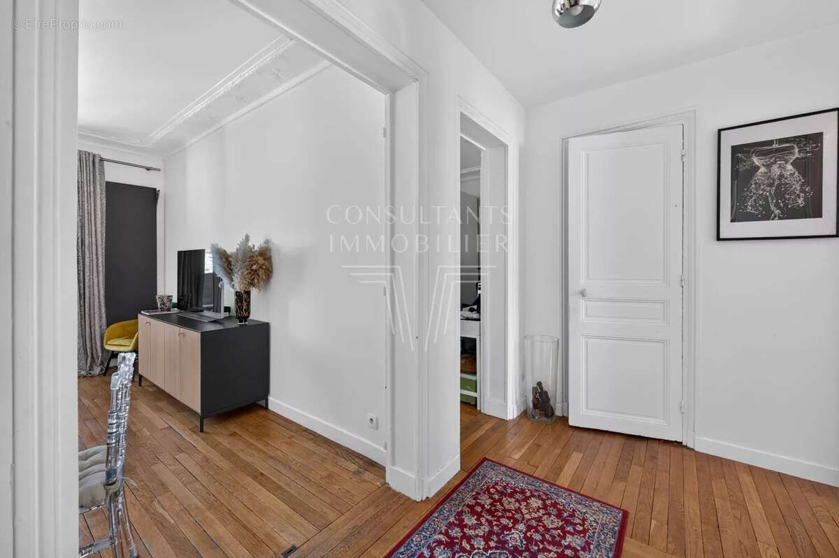 Appartement à LEVALLOIS-PERRET