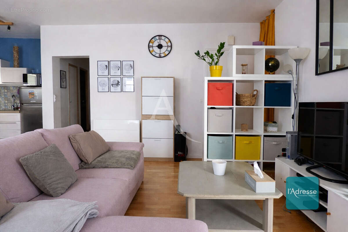 Appartement à CHARENTON-LE-PONT
