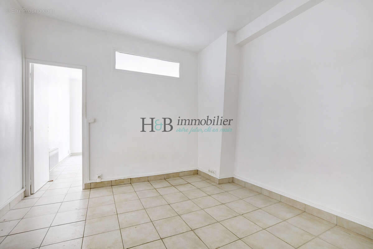 Appartement à PARIS-2E