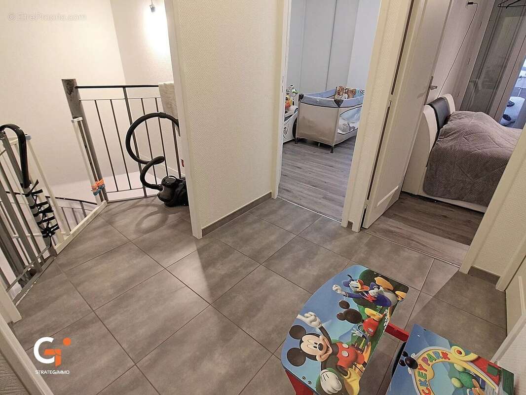 Appartement à ARQUES-LA-BATAILLE
