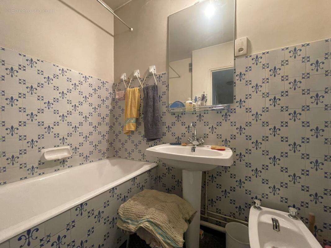 Appartement à PARIS-4E