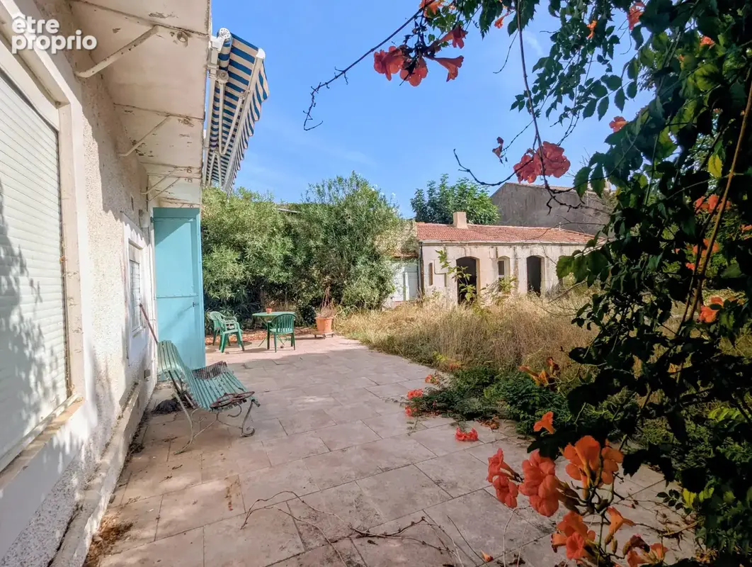 Ginestas   demeure de 320 m2 avec grenier de plus de 150 m2, jardin et dépendance - photo 9