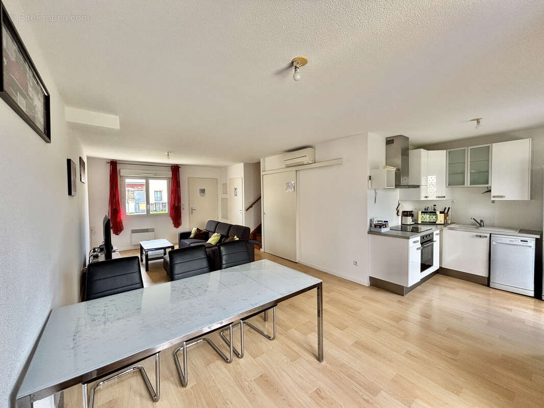 Maison à BOURG-LES-VALENCE