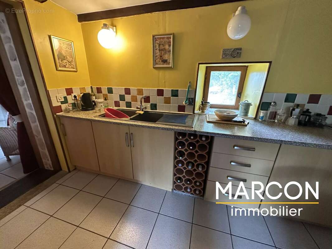 Appartement à VAREILLES