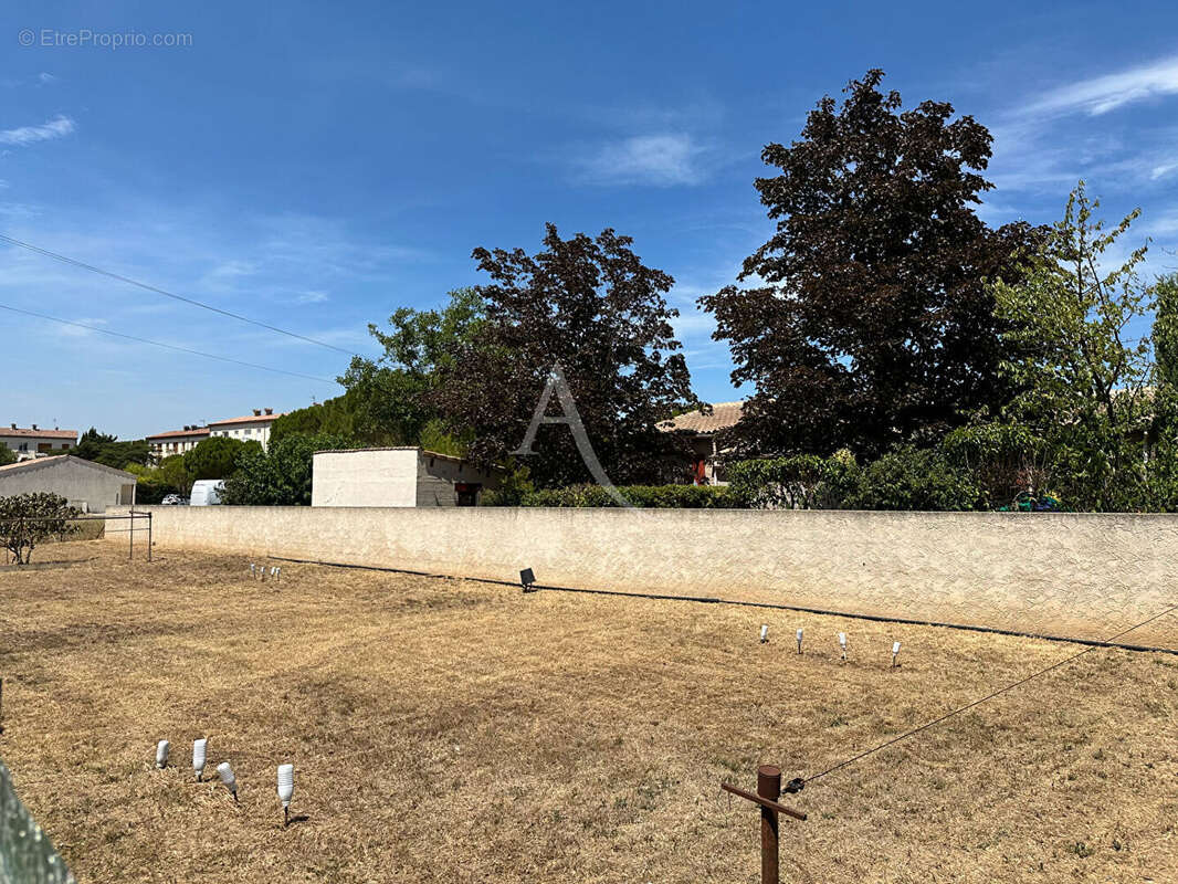Terrain constructible de 750m2 avec forage au calme lumineux expose sud a vinon sur verdon - photo 4