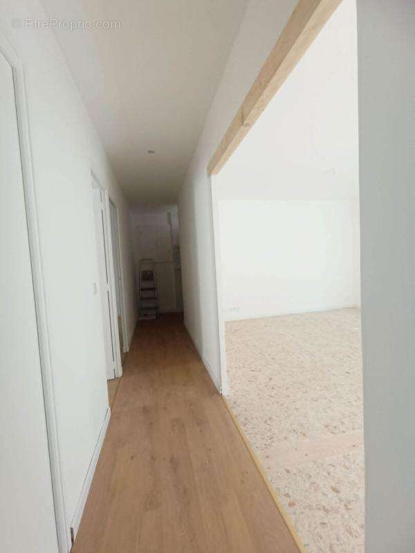 Maison Saint Chamas 4 pièce(s) 80 m2 avec JARDIN ET COURS - photo 9