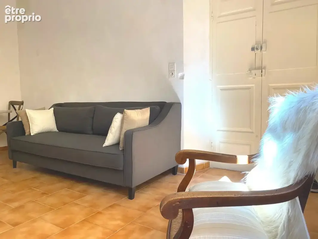 Appartement 2 pièces 41 m² à vendre à Entrevaux (04320) - photo 1