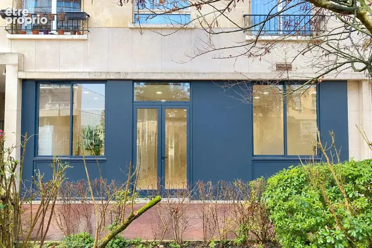 Corpimmo vous propose en exclusivité la vente d'une surface commerciale de 78 m² (carrez) de plain pied traversante, accessibili - photo 6