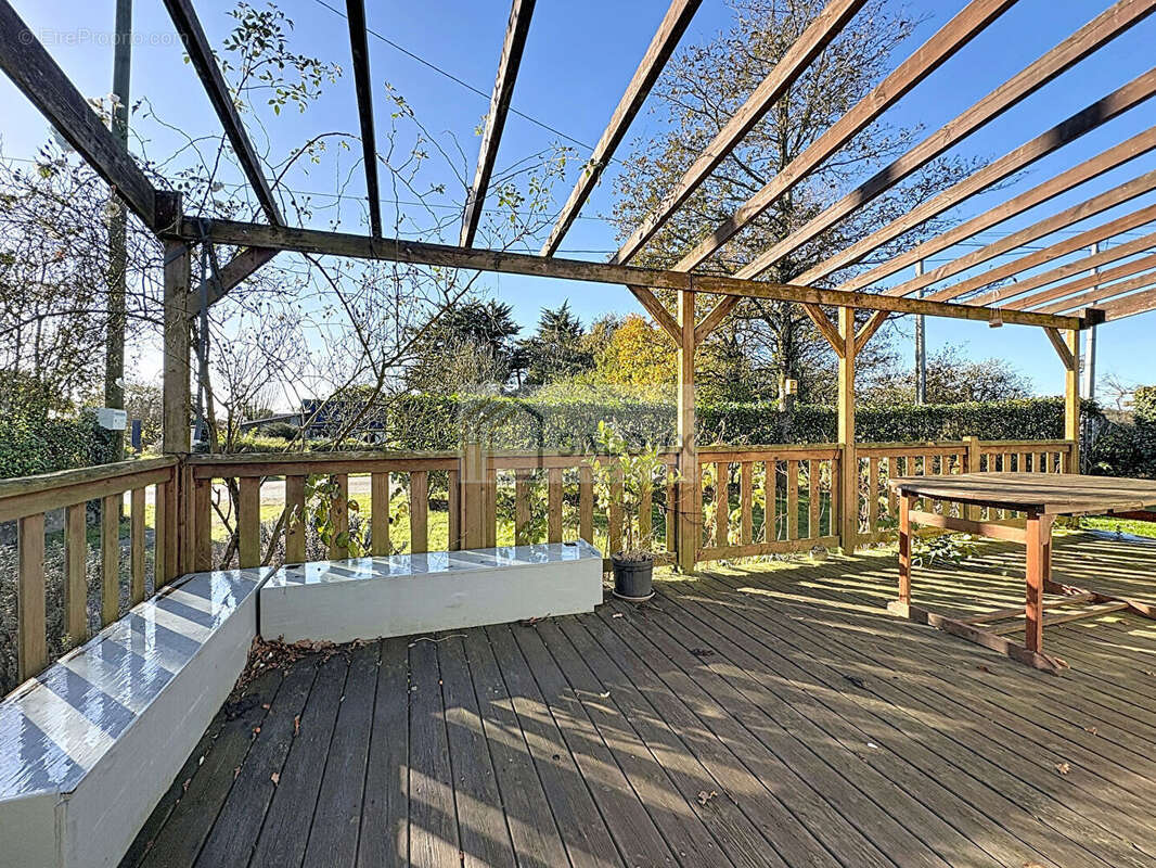 Maison à NOYAL-MUZILLAC