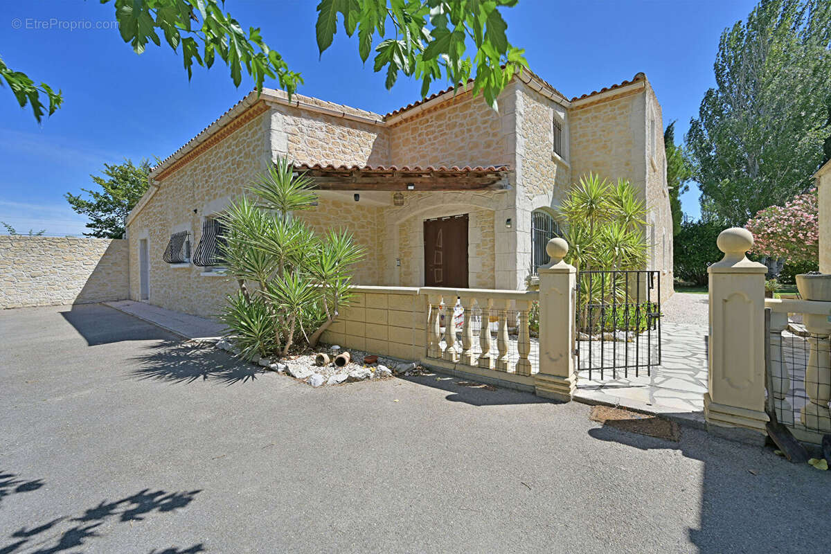 Maison à NIMES