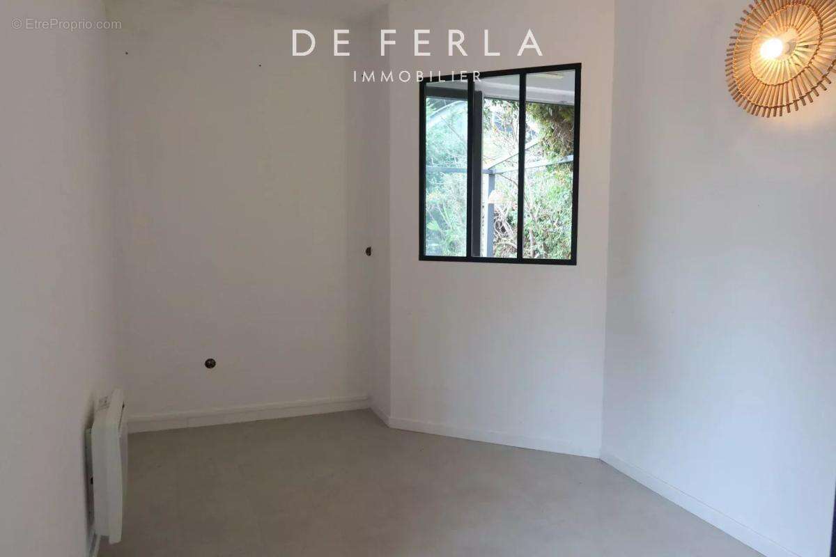 Appartement à ISSY-LES-MOULINEAUX