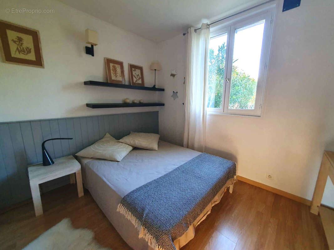 Maison à SAINT-QUENTIN-LA-POTERIE