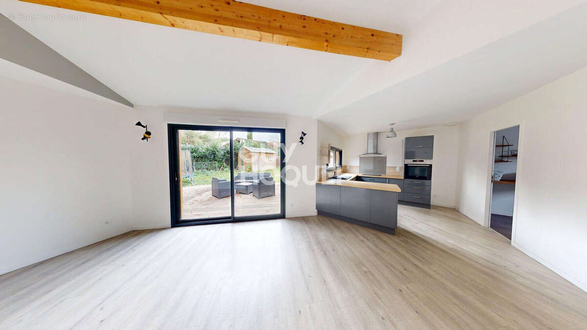 Maison à SAINT-SELVE