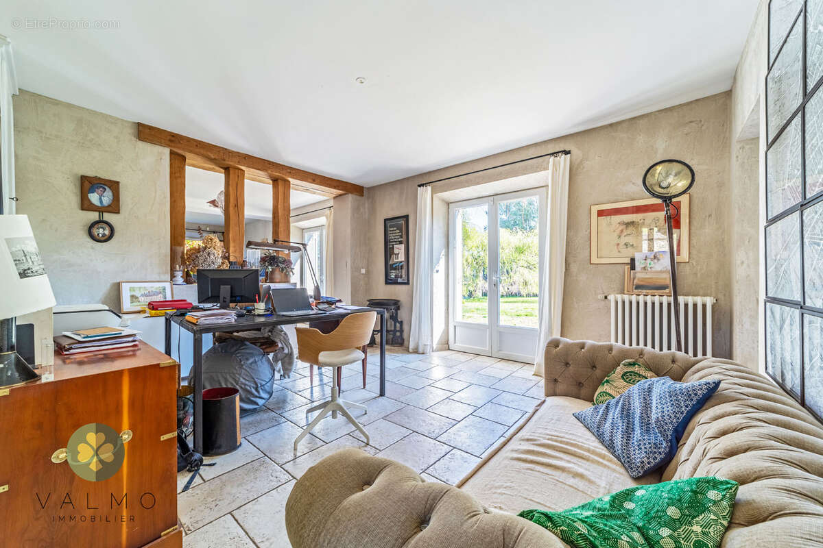 DEPT Yvelines (78) Montfort l'Amaury + A vendre maison 350 m2 - photo 11