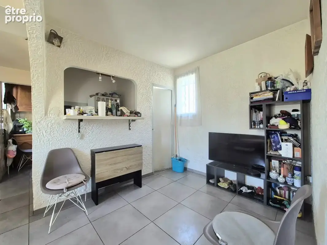 Cagnes-sur-mer -  maison de plain pied - terrain plat de 800m² - photo 3