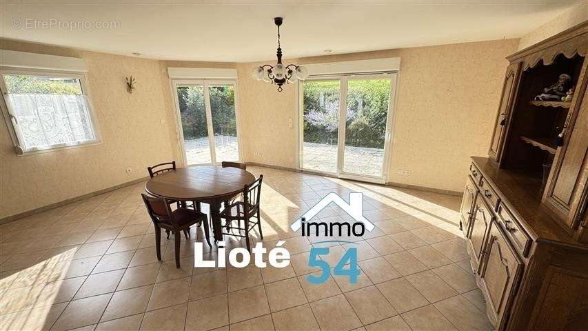 Maison à SAINT-MARD